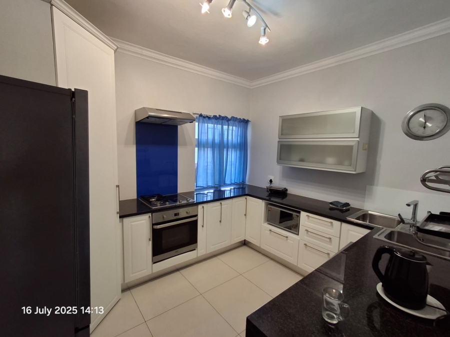 To Let 2 Bedroom Property for Rent in Summerstrand Eastern Cape